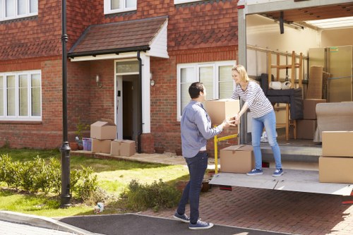 Moving van service for homes and businesses in Croydon