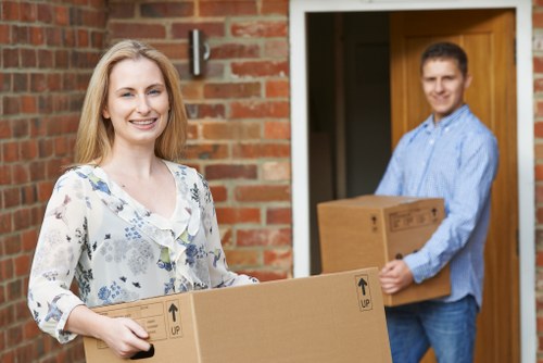 Croydon removal van service for residential and commercial relocations