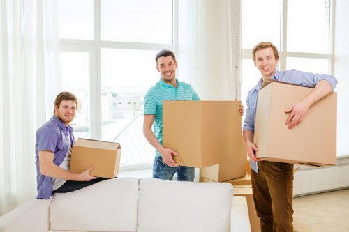 Croydon moving truck service for local relocations