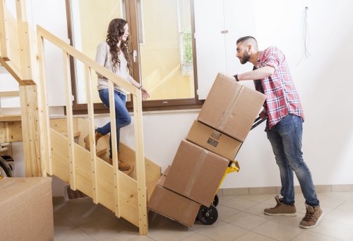 Local moving service working near Croydon homes