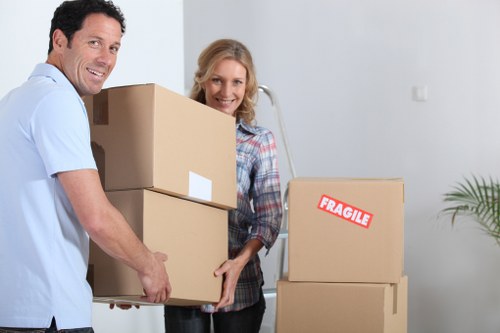 Careful packing and transport support for a local home move